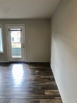 1215 Queen Anne Ave N, Unit 8 in Seattle, WA - Building Photo