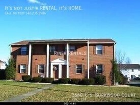 1660-C Burkwood Ct in Harrisonburg, VA - Building Photo