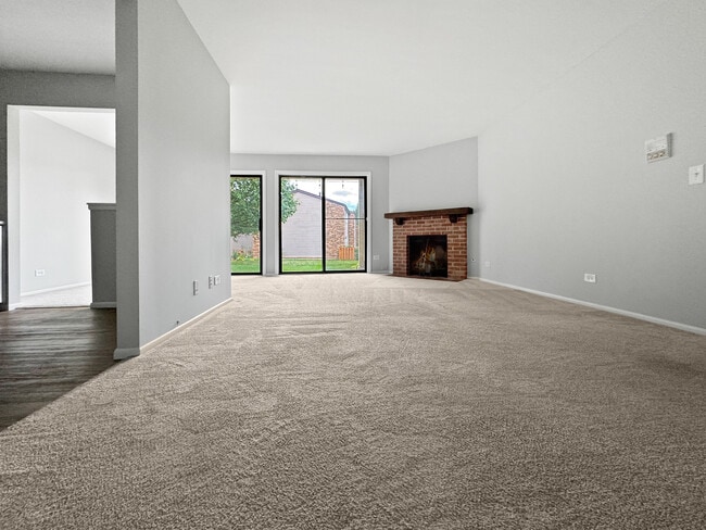 1540 Heather Ct in Wheeling, IL - Building Photo - Building Photo