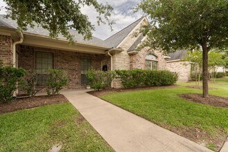 117 Kleine Ln in College Station, TX - Foto de edificio - Building Photo