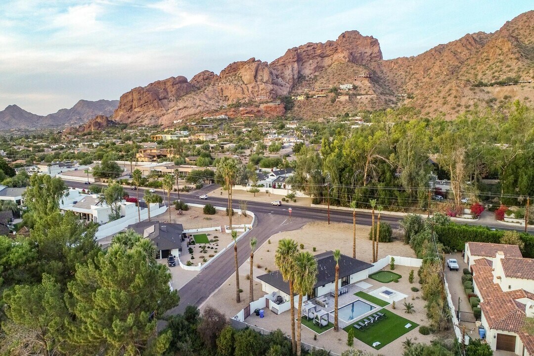 4633 N 49th Pl in Phoenix, AZ - Building Photo