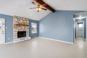 4808 Spring Meadow Cove-Unit -A in Austin, TX - Building Photo - Building Photo