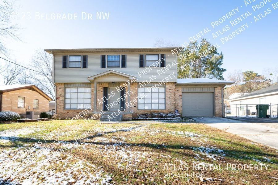 6123 Belgrade Dr NW in Huntsville, AL - Building Photo