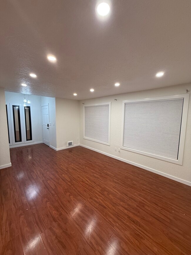 9404 Stone Ave N in Seattle, WA - Building Photo - Building Photo