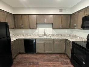 View 21 Apartments in Phoenix, AZ - Building Photo - Building Photo