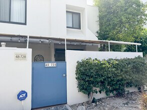 48728 Desert Flower Dr in Palm Desert, CA - Building Photo - Building Photo