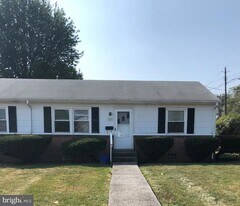 121 Taft Ave in Winchester, VA - Building Photo