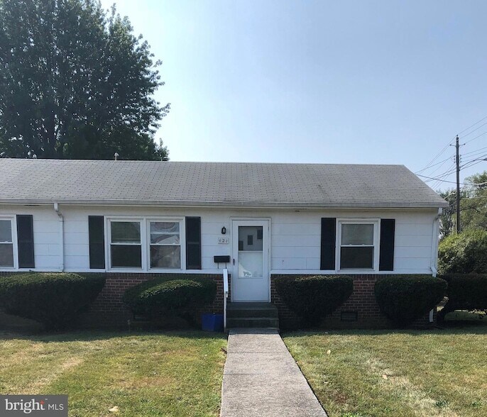 121 Taft Ave in Winchester, VA - Foto de edificio