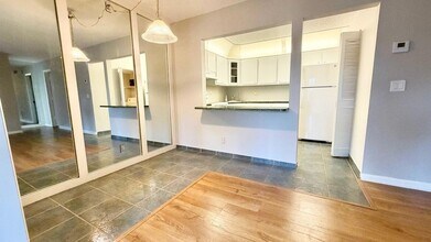 4717 Sable Pine Cir, Unit D1 in West Palm Beach, FL - Foto de edificio - Building Photo