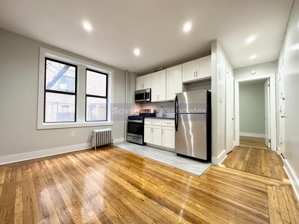 564 W 189th St, Unit 3A in New York, NY - Foto de edificio