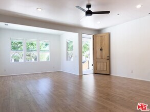 843 N La Fayette Park Pl in Los Angeles, CA - Building Photo - Building Photo