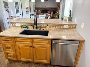 3641 Fisher Rd in Indianapolis, IN - Foto de edificio - Building Photo