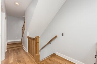 1041 Harrison Park Pl in Columbus, OH - Building Photo - Building Photo