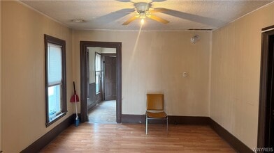 42 Hartman Pl in Buffalo, NY - Building Photo - Building Photo