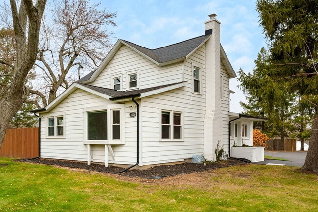 property at 1006 Schuring Rd