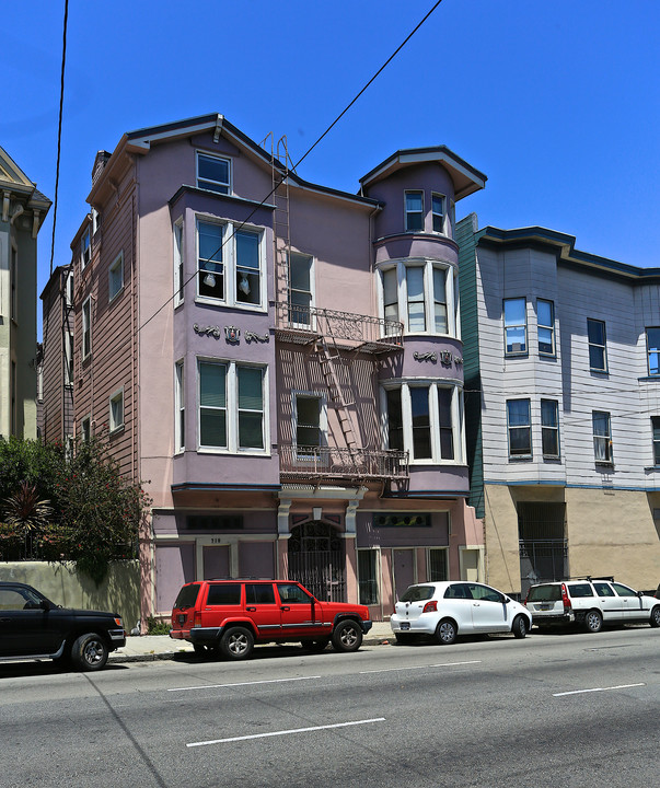 706 Oak St in San Francisco, CA - Foto de edificio