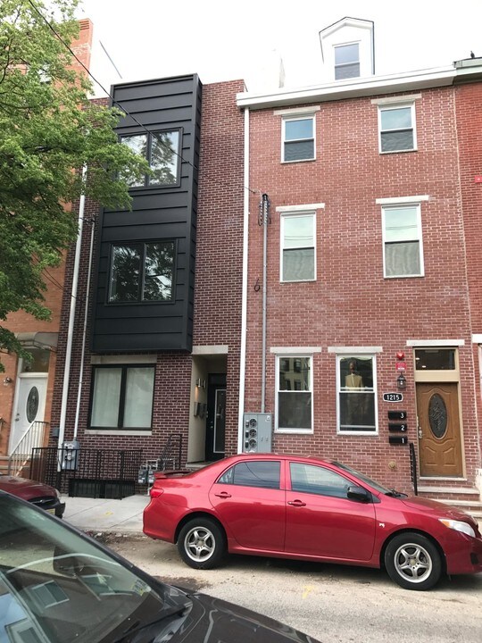 1215 Green St Photo