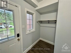 1476 Launay Ave in Ottawa, ON - Building Photo - Building Photo