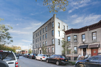 586 74th St in Brooklyn, NY - Building Photo - Building Photo