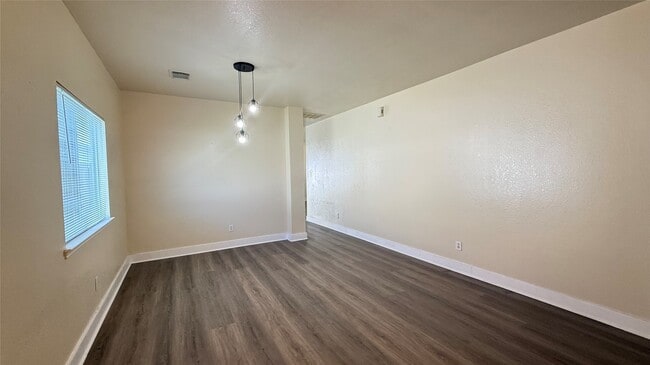 property at 1615 Palcio Real Dr