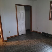 203 Stafford Rd, Unit Duplex in Millport, NY - Foto de edificio - Building Photo