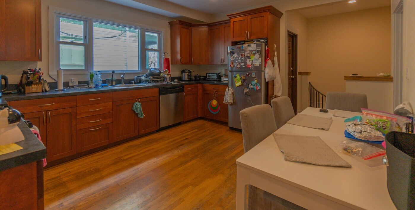 364 Highland Ave, Unit 1A in Somerville, MA - Foto de edificio