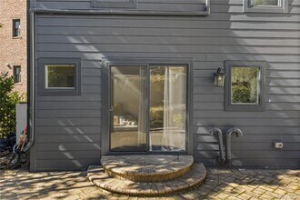 4 Elizabeth St in Rye, NY - Building Photo - Building Photo