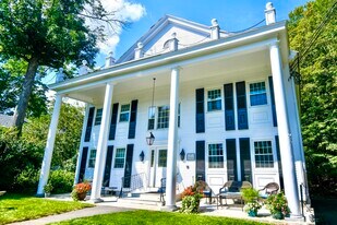 278 Main St in Hopkinton, NH - Building Photo