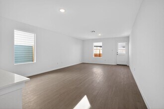 6734 Pumice Pl in Elmendorf, TX - Building Photo - Building Photo