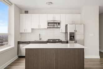 728 W Adams St in Chicago, IL - Foto de edificio - Building Photo