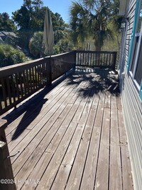 311 Cape Lookout Loop in Emerald Isle, NC - Foto de edificio - Building Photo