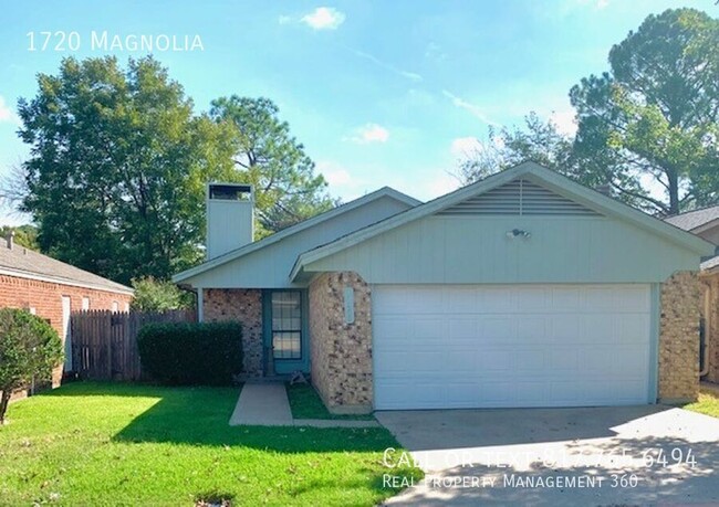 property at 1720 Magnolia Ln