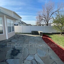 1240 Chimney Swift Dr in Fayetteville, NC - Building Photo - Building Photo
