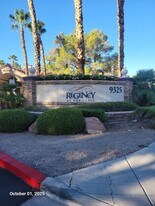 9325 Desert Inn Dr in Las Vegas, NV - Building Photo