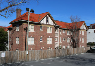 2 Collier Rd NW in Atlanta, GA - Foto de edificio - Building Photo