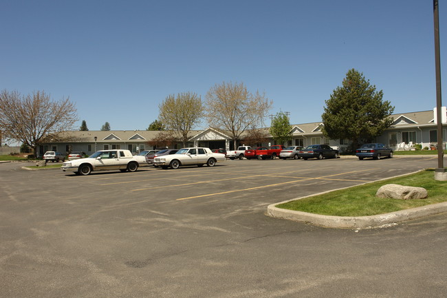 Sarah Street Apartments in Hayden, ID - Foto de edificio - Building Photo