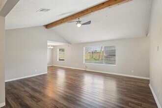 3212 Wavecrest St in League City, TX - Building Photo - Building Photo