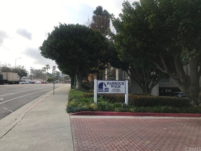 1441 Brett Pl in Los Angeles, CA - Building Photo - Building Photo
