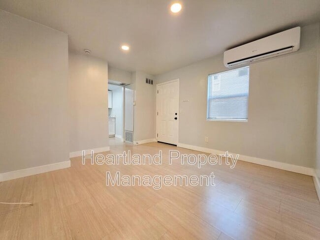 572 El Cajon Blvd in El Cajon, CA - Building Photo - Building Photo