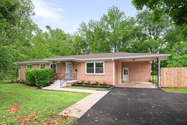 property at 101 Arnold Ln