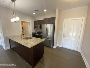 2 West Ave-Unit -205 in Saratoga Springs, NY - Building Photo - Building Photo