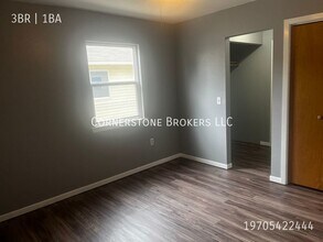 126 S Curtis St-Unit -B in Brush, CO - Foto de edificio - Building Photo