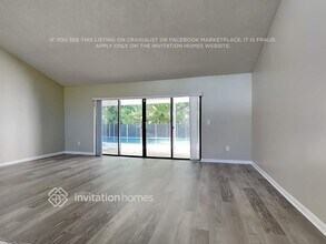 8600 SW 140th Terrace in Palmetto Bay, FL - Building Photo - Building Photo