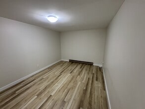 140 Reade St in Moncton, NB - Building Photo - Building Photo
