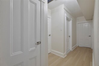 1 Elizabeth Pl in Nyack, NY - Building Photo - Building Photo