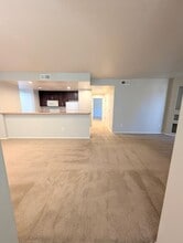 705 W Queen Creek Rd in Chandler, AZ - Building Photo - Building Photo