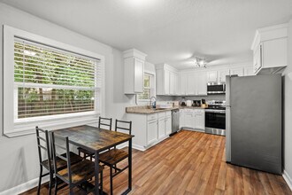 4120 Angol Pl in Jacksonville, FL - Building Photo - Building Photo