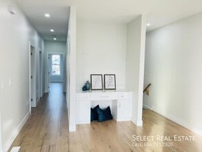 46620 First AvenueA in Chilliwack, BC - Building Photo - Building Photo