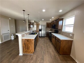 3502 Thunder Creek Dr in Killeen, TX - Building Photo - Building Photo