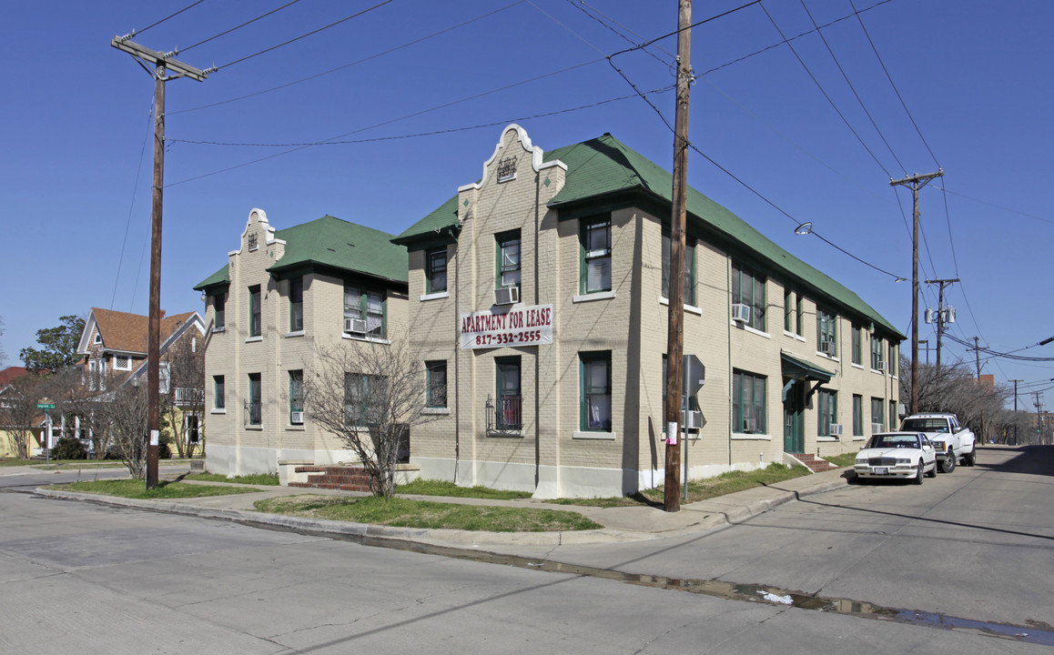 Lipscomb in Fort Worth, TX - Building Photo